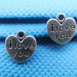 11mm x 11mm tono plata antiguo/bronce antiguo te amo corazón colgante con letra encanto/hallazgo, accesorio DIY fabricación de joyas