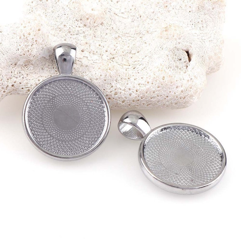 8 Colors Filigree Round Blank Base Setting Tray Bezel Pendant CharmFinding,Fit 25mm CabochonCameo,DIY Accessory Jewelry,Double Same Side