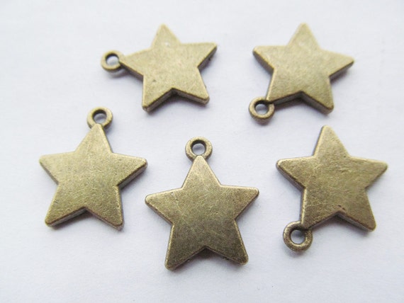 16mmx19mm Antique Silver Tone/antique Bronze Star Pendant 16mmx19mm Antique Silver Tone/antique Bronze Star Pendant