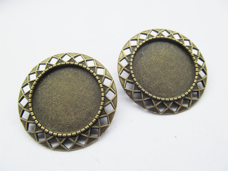 Antique Silver toneAntique Bronze Handmade Hollow Fashion BroochPinBreast Pin,Base Setting Tray Bezel,Fit 25mm CabochonPictureCameo