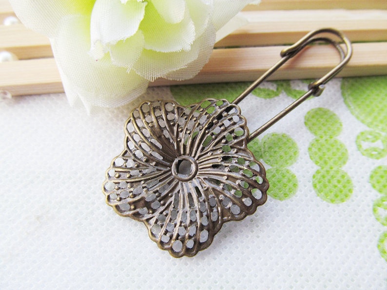 Antique Bronze Safety Pin Brooch Breastpin Etsy