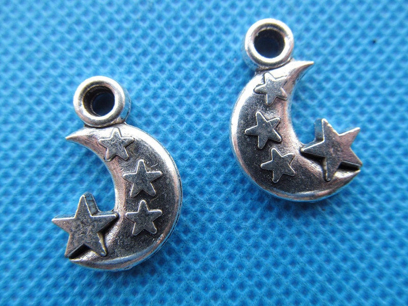 Amazon.com: ZXXHNNAIH Modern Creative Moon Molecule Pendant