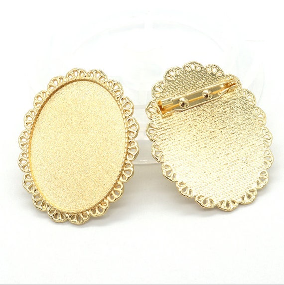 Breast pin and brooch deals