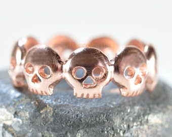 Rusted cauldron skull eternity ring, skull ring, rose gold ring, skull ring men, skull ring women, skull wedding ring, wedding band, unique