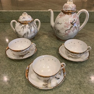 Antique Japanese Tea Set, 8 Pieces