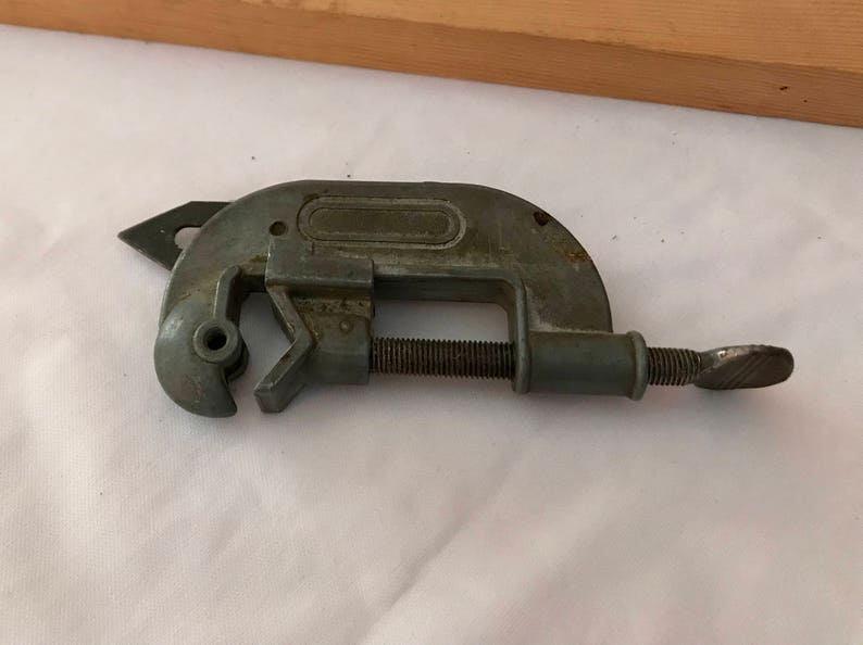 Vintage Metal Tubing Cutter with Reamer