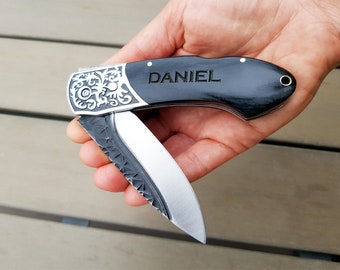 Black knife. Personalized Pocket Knives. Gift for Him. Gift for Dad, Husband, Brother, Boyfriend, Groom, Best man, Friend. Folding knife