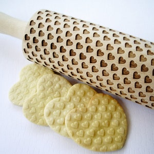 Rolling pin with small HEARTS pattern. Engraved rolling pin. Custom rolling pin with hearts pattern for embossed cookies