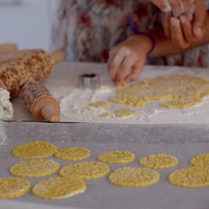 HONEYCOMB Embossing Rolling Pin. Laser Cut Dough Roller for Embossed Cookies with Honey Bee Pattern by AlgisCrafts image 7