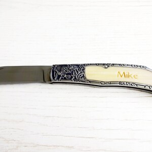 Personalized Pocket Knives. Gift for Him. Gift for Dad, Husband, Brother, Boyfriend, Groom, Groomsmen, Best man, Friend. Folding knife