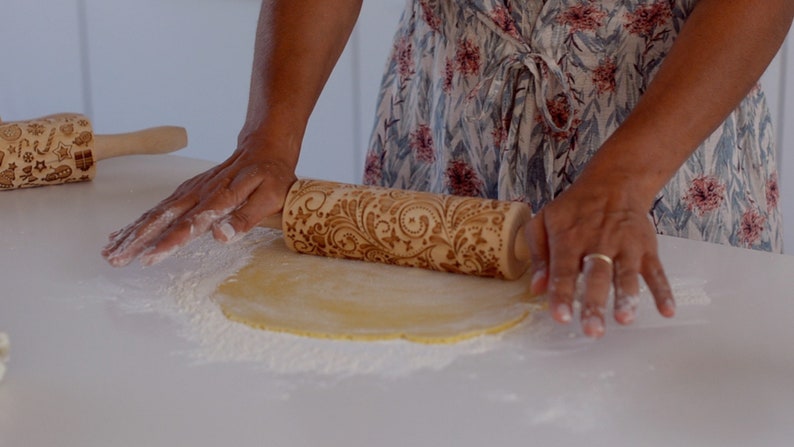 HONEYCOMB Embossing Rolling Pin. Laser Cut Dough Roller for Embossed Cookies with Honey Bee Pattern by AlgisCrafts image 6