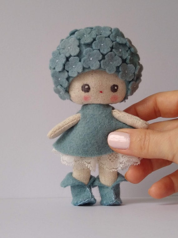 Heidi Hydrangea Doll Making Kit, Sewing Kit, Soft Toy, Doll DIY, Craft Kit,  Mini Doll, Hydrangea Doll Kit, Sewing Project 