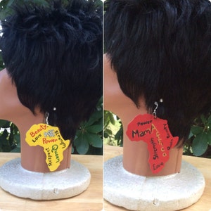 Pendientes de mapa africanos pintados a mano - Pendientes con un mensaje