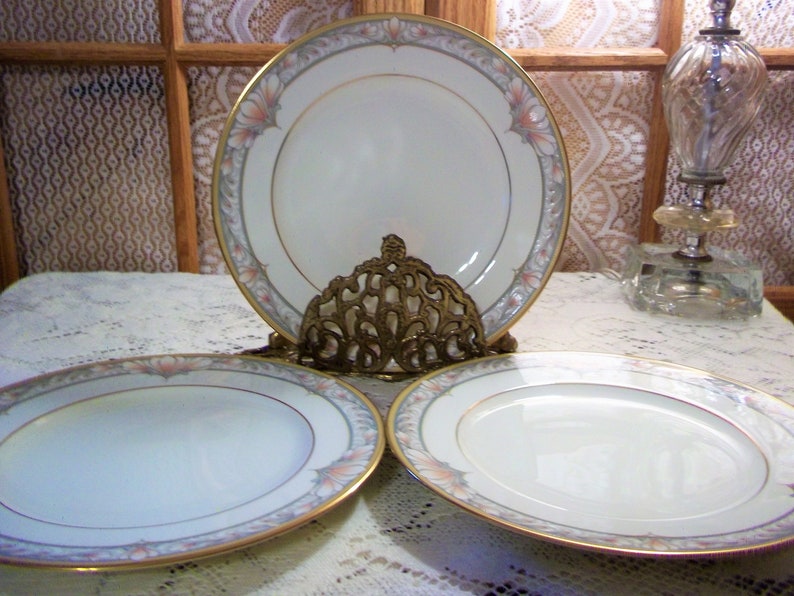 Noritake Bone China 3 Salad Plates Barrymore Pattern 9737 Vintage 1970/'s Japan Wedding Bridal Shower Gifting Excellent Condition