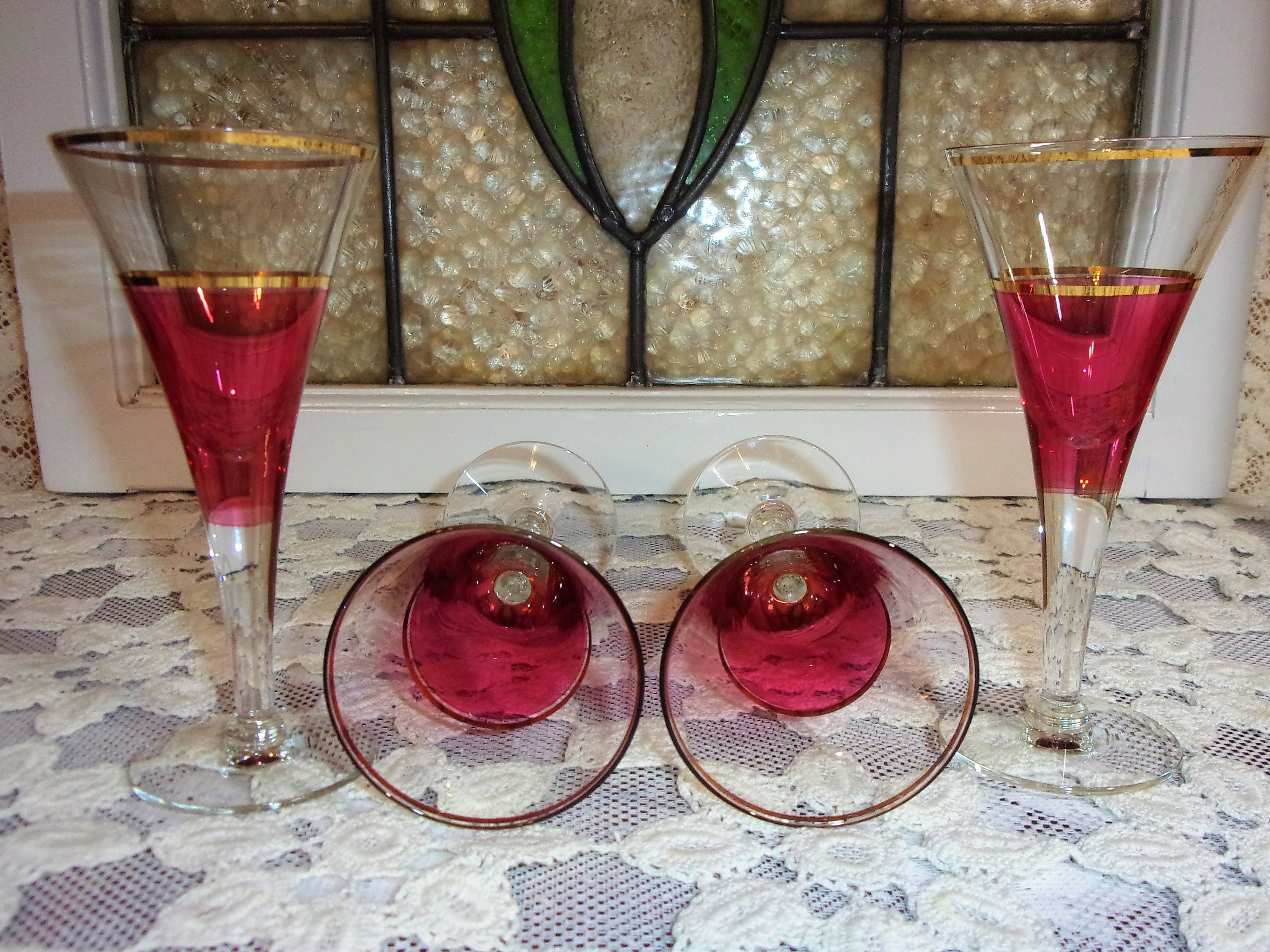 Beautiful Red Ruby Color Wine Glasses Set of 4 Gold Gilt Trims Etsy