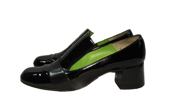 1960s Black Patent Leather Mod Chunky Heel - image 1