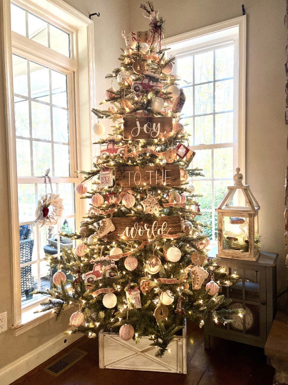 how to create a designer cape may Christmas tree