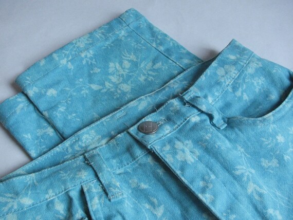 Women's Vintage 1990's blue floral pants - image 8