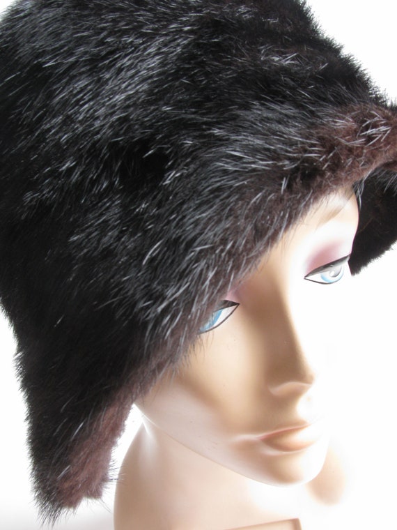 Outstanding Vintage 1940s Black Mink Cloche Hat - image 2