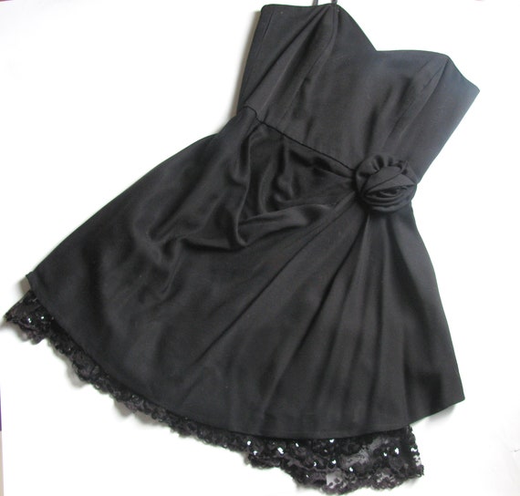 Vintage 1990s Black Evening Dress with Sequined L… - image 9