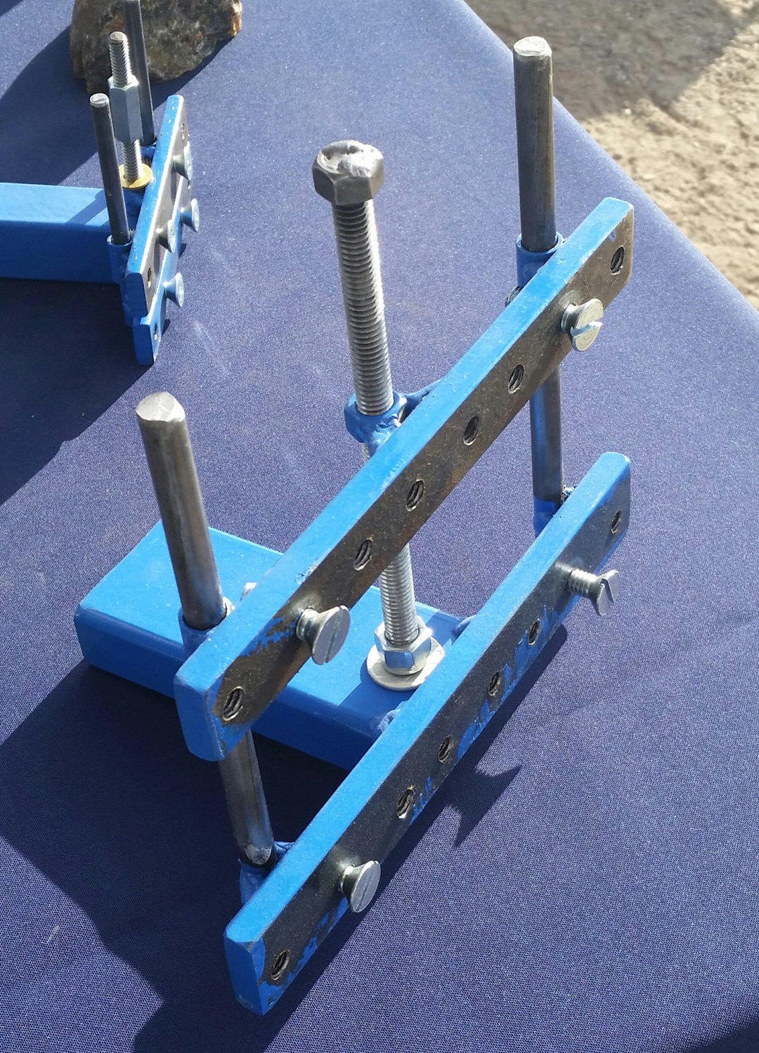 Rock Clamp Medium Size Clamp for Slab Saws 12 to 24 Holds End Cuts or