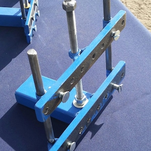 Rock Clamp Medium size clamp for slab saws 12&quot; to 24&quot; - Holds end cuts or hard to hold rocks, geodes, etc..