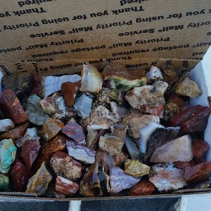 3+ POUNDS of TUMBLING ROUGH Includes: rocks for tumbling Mixed Agate&#39;s, Jasper&#39;s, and other very nice material- Lapidary, Jewelry