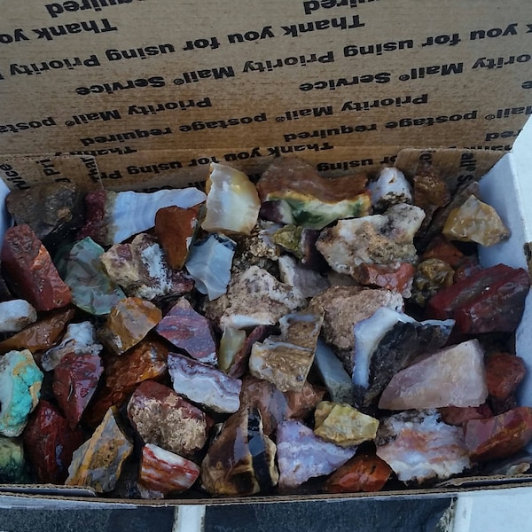 3+ POUNDS of TUMBLING ROUGH Includes: rocks for tumbling Mixed Agate's, Jasper's, and other very nice material- Lapidary, Jewelry