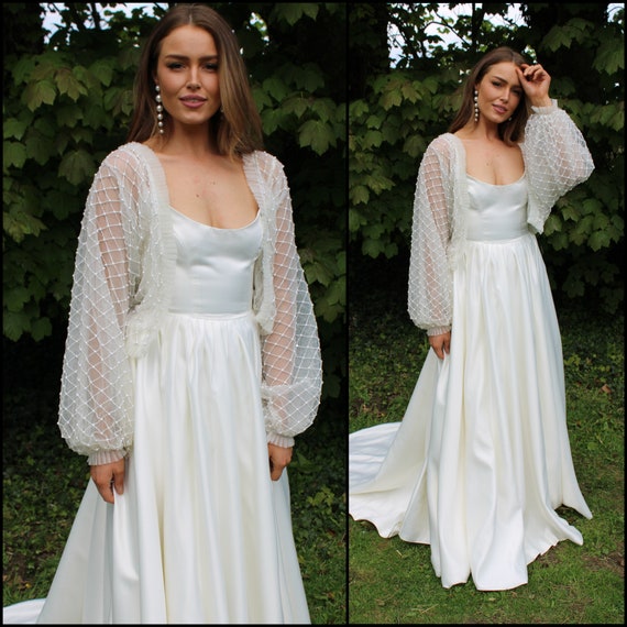 Lace Wedding Bridal Wraps Shrugs Bolero Jacket – TulleLux Bridal Crowns &  Accessories