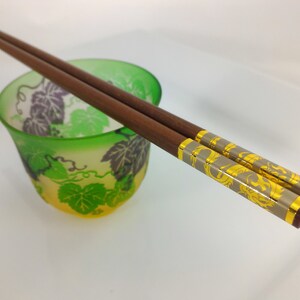 Dragon chopstick for birthday gift, anniversary gift or wedding favor.  A great hair pin gift for her.  Party favor, Chinese celebration.