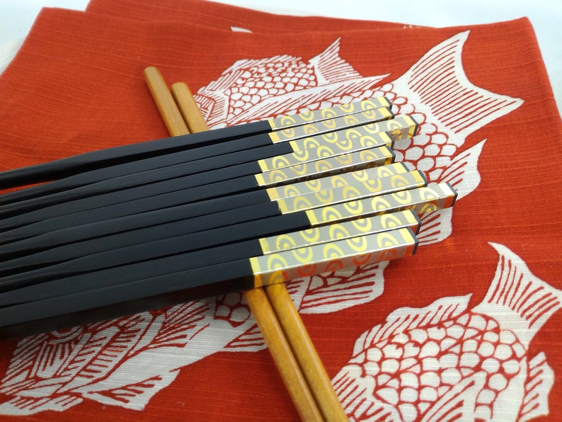 Stick for hair or sushi serving A Fancy wooden chopsticks wedding favor. Luxury Chopsticks Fancy Black