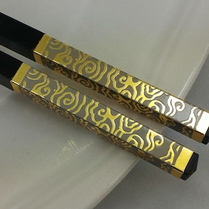 Pretty hair pin chopstick wedding gift, wooden chopstick, sushi serving. Luxury chopsticks, a nice chopstick set for her