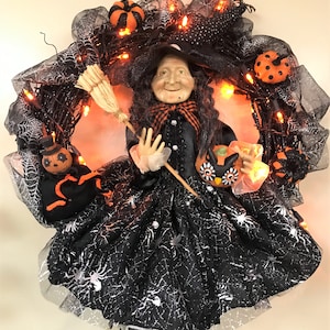 Halloween Wreath, Halloween Witch Wreath for Front Door, Witch Decoration, Fall Wreath, Halloween Decor, Halloween Wreath with lights