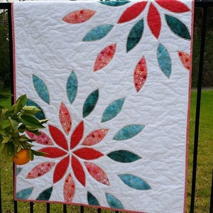 Baby's cot bed blanket or lap quilt
