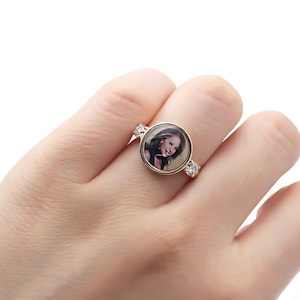 Solid Gold (10K, 14K, Silver Option) Custom Photo Dainty Ring - Circle with Diamond