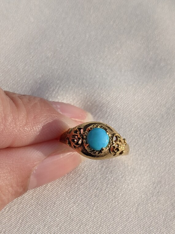 Vintage 1950s 14k Turquoise Dome Ring with Filigr… - image 3