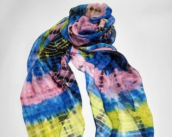 Silk Habotai Hand dyed scarf / Hand tie dye / 100% Silk / Crinkled