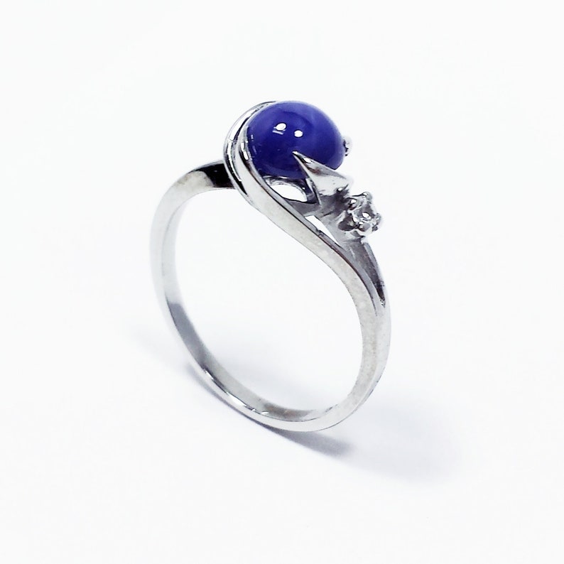 14k White Gold Simulated Star Sapphire Cubic Zirconia Cocktail Right Hand Ring Size 6.5