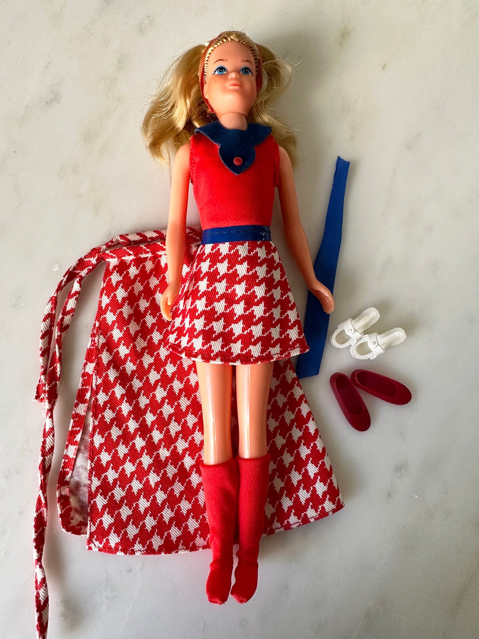 VINTAGE MOD SKIPPER GROWING UP BARBIE DOLL w/ GROWING UP O…