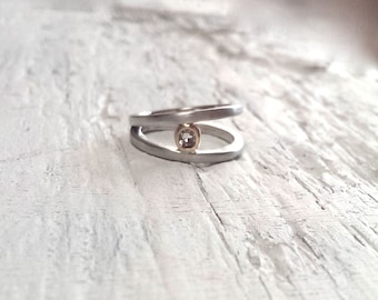 Zegelring in zilver en goud wit Topaz Ring, Topaz Cocktail Ring, zilver en goud Solitaire Ring