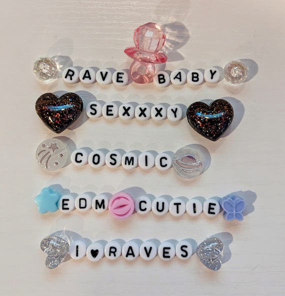 Kandi Rave ブレスレット - カスタムまたはランダム - EDC Vegas 