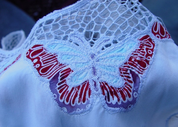 Butterfly Blouse, Cut Work, Crochet Look, Batiked… - image 4