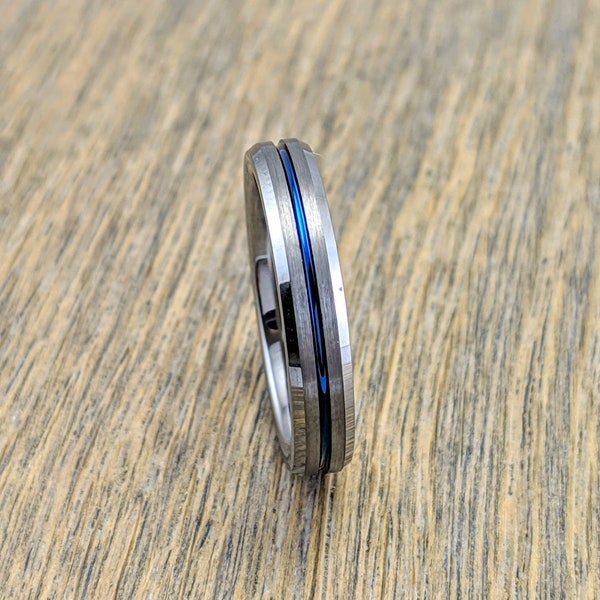 Unisex Tungsten Wedding Band, 4mm blue Tungsten Band, Women's ring, Polished Silver, Comfort Fit, Promise Ring, Christmas gift, leo wife