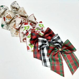 Christmas Hair Bows - Plaid HairBow - Christmas Baby Bow - gingerbread house Bows - Christmas gnomes Bow -  Christmas tree bow