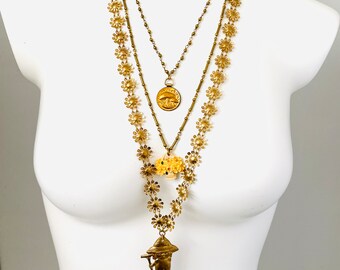 Layered Garden Motif Necklace Trio