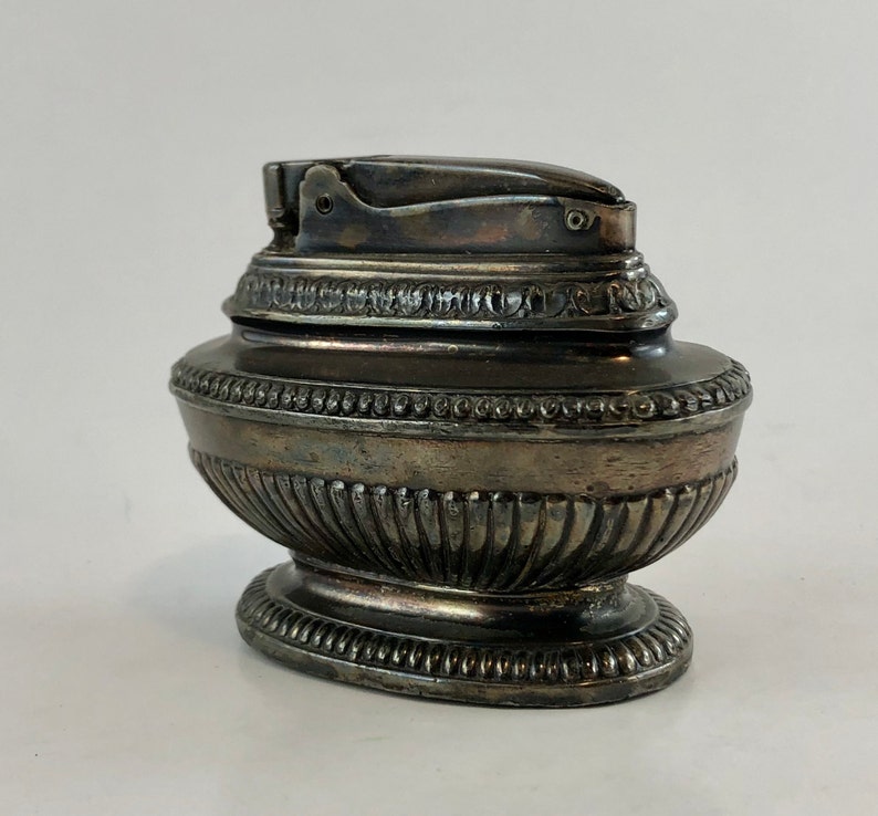 Vintage 1940s Ronson - Queen Anne Silver Plated Table Wick Lighter - Etsy