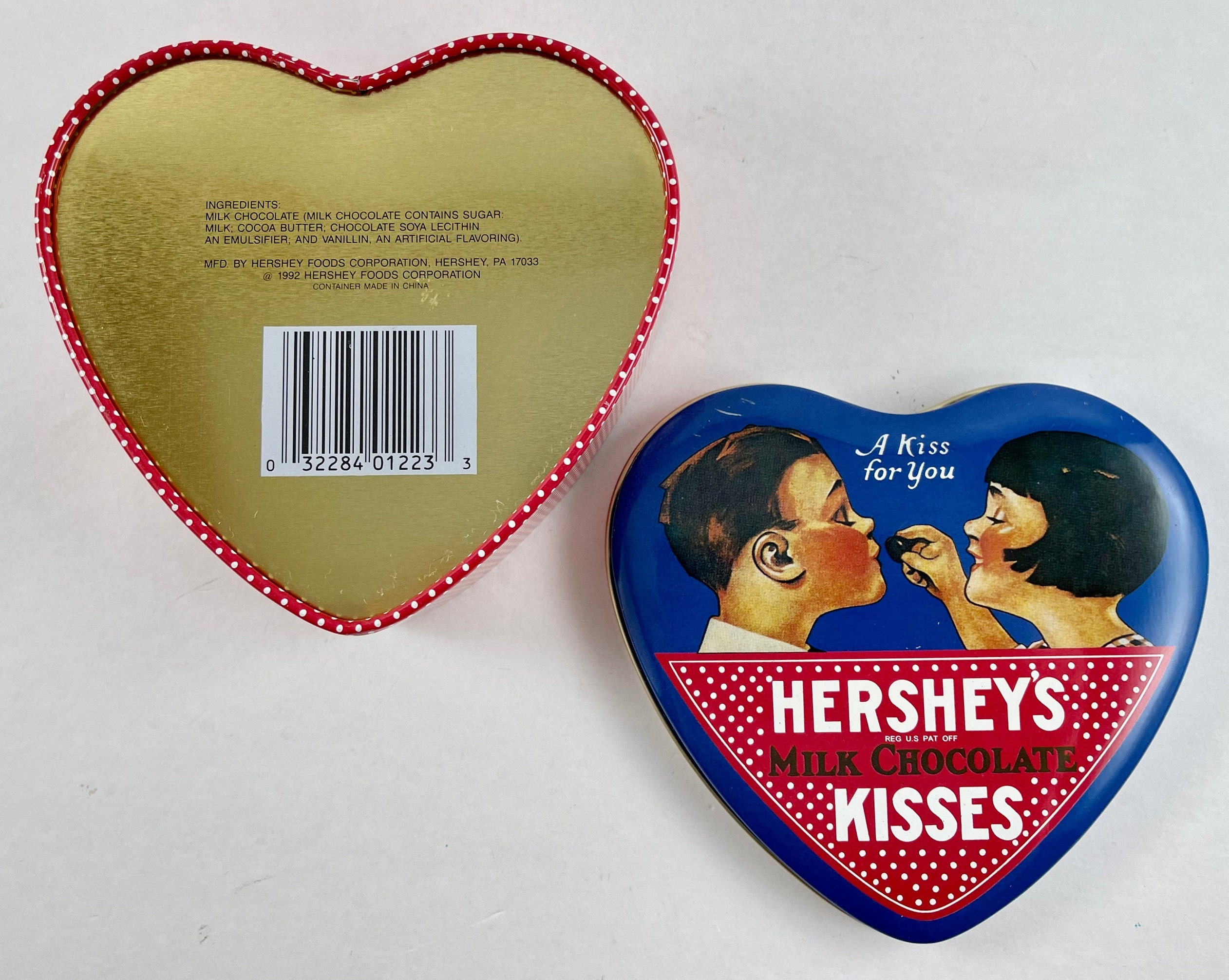 Vintage 1992 Hershey's Kisses Heart Tin: 