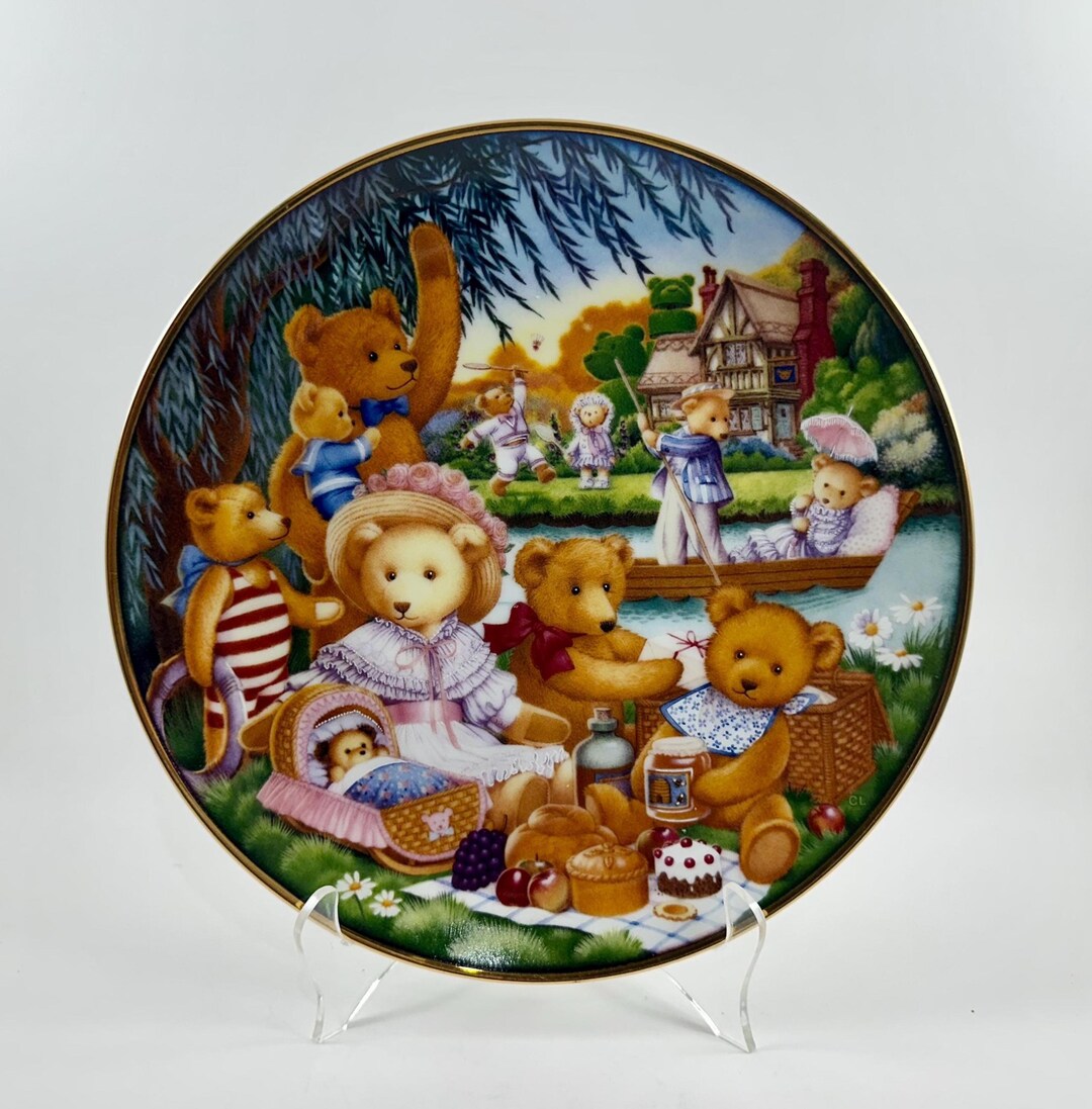 Vintage 1991 the Franklin Mint - Heirloom Recommendation - A Teddy