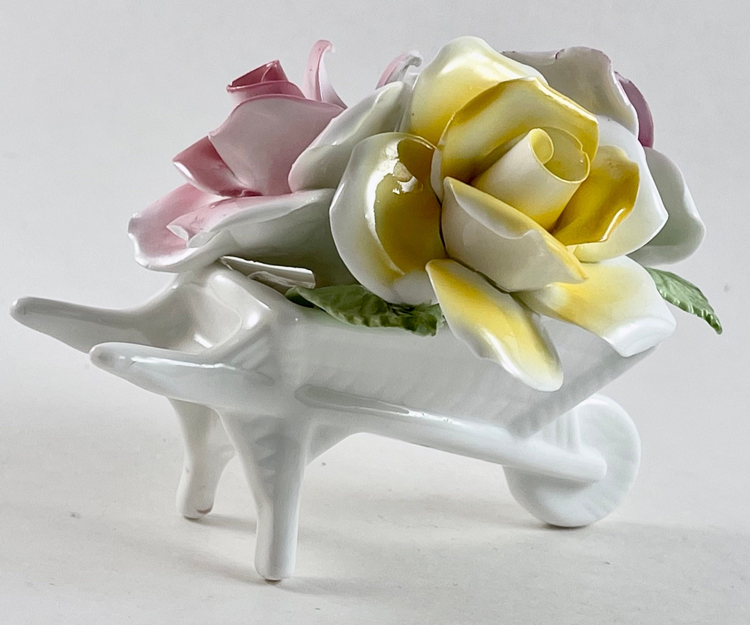 Vintage 1980s Royale Stratford Fine Bone China - Porcelain Roses