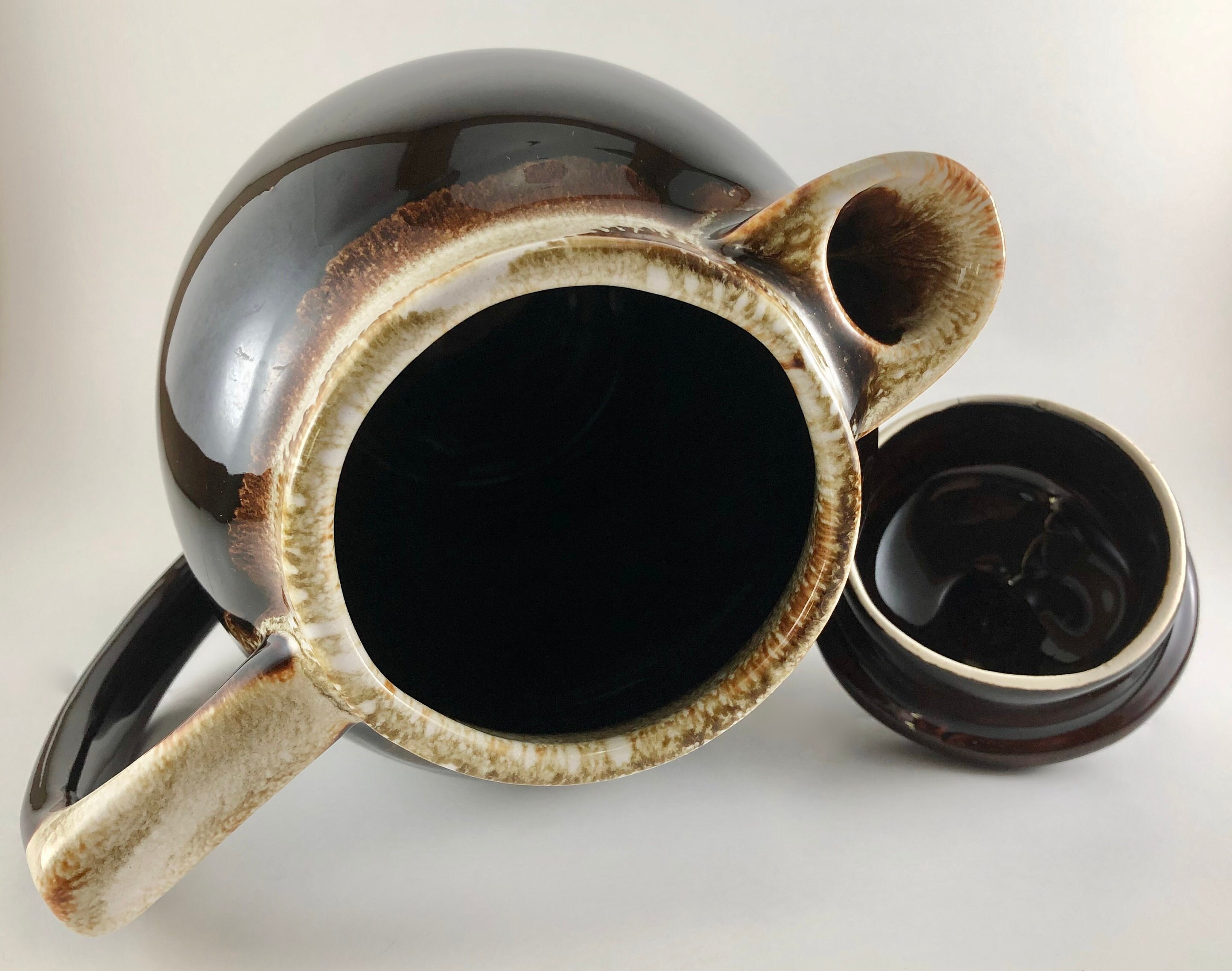 Vintage 1960s Pfaltzgraff Gourmet Brown Dripware - Coffee Vintage 1960s Pfaltzgraff Gourmet Brown Dripware - Coffee